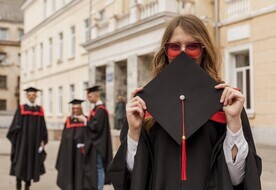 «Бизнесу важно, как вы решаете задачи, а не сколько лет просидели в аудитории»