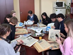 Большой визит студентов журфака СПбГУ: в редакции снова тесно, и это прекрасно